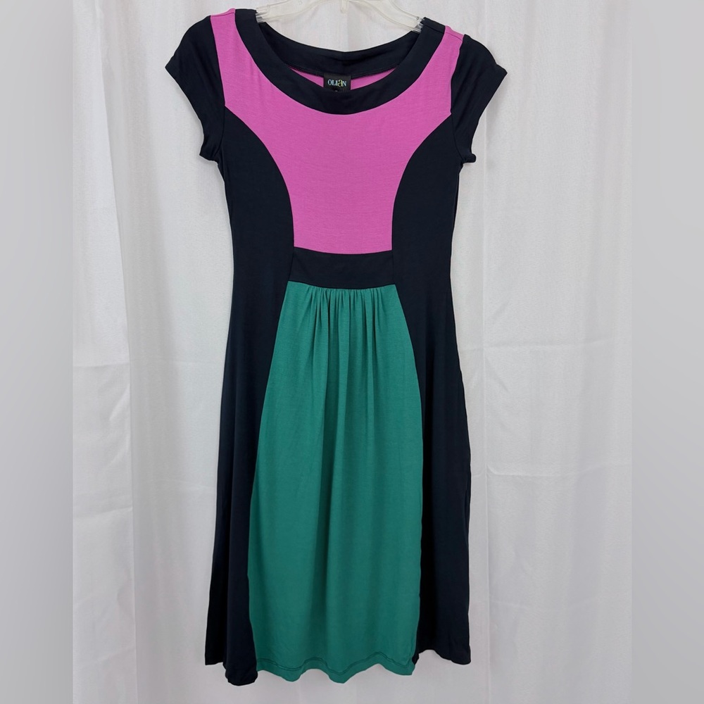 Olian Maternity Black/Pink & Green Short Sleeve ColorBlock Midi Dress XS. NWT